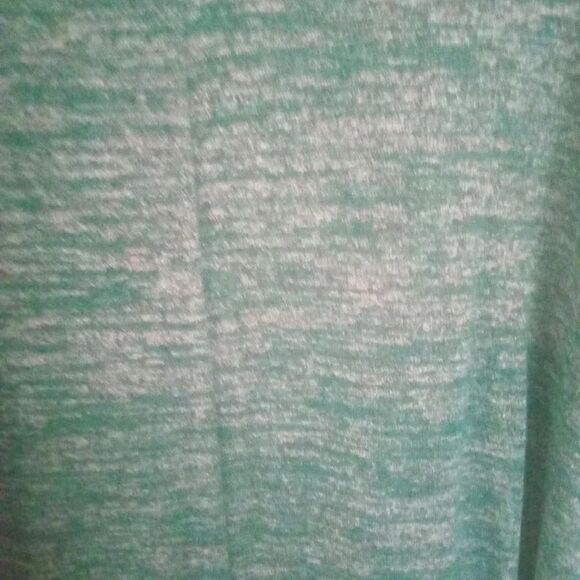 Logo by Lori Goldstein Emerald Green Layered Look Sleeveless Blouse Size Medium - Picture 10 of 10